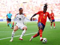 雷竞技-关于C罗巅峰对决，纳达尔与60激战法国队分钟，高光表现胜负难料！的信息